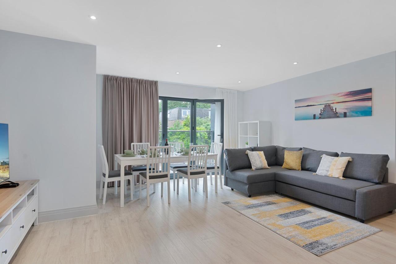Spacious, 3 Bedroom, 2 Bathroom, Surbiton 外观 照片